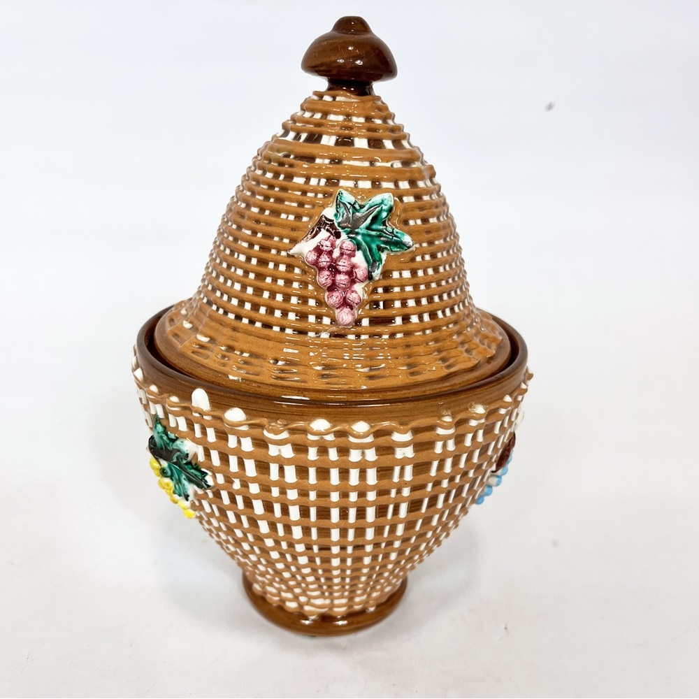 Italian Art Pottery Grape Clusters Lidded Candy Dish Cross Hatch Italy Signed